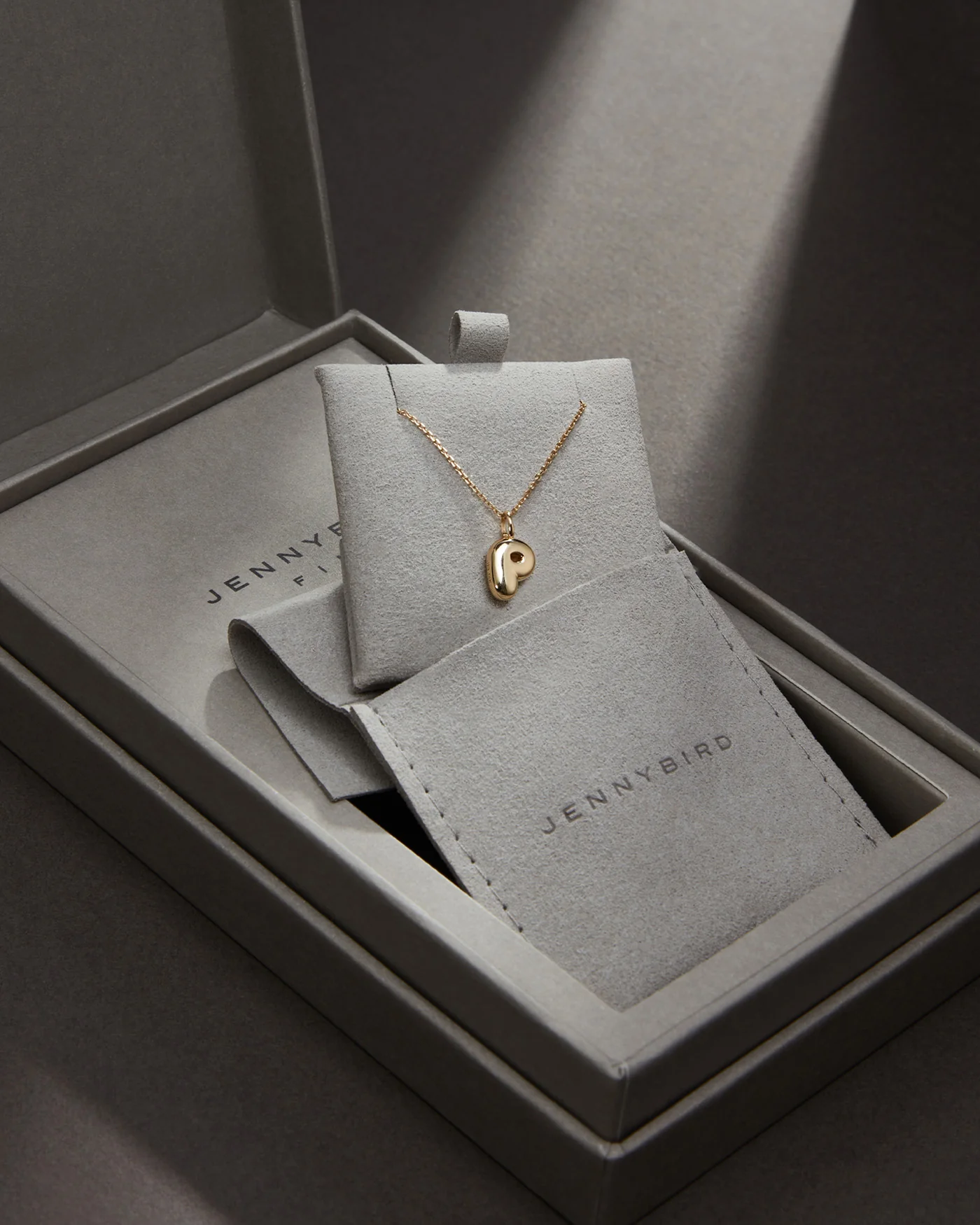 14K Gold Bubble Letter Necklace - P - Image 6