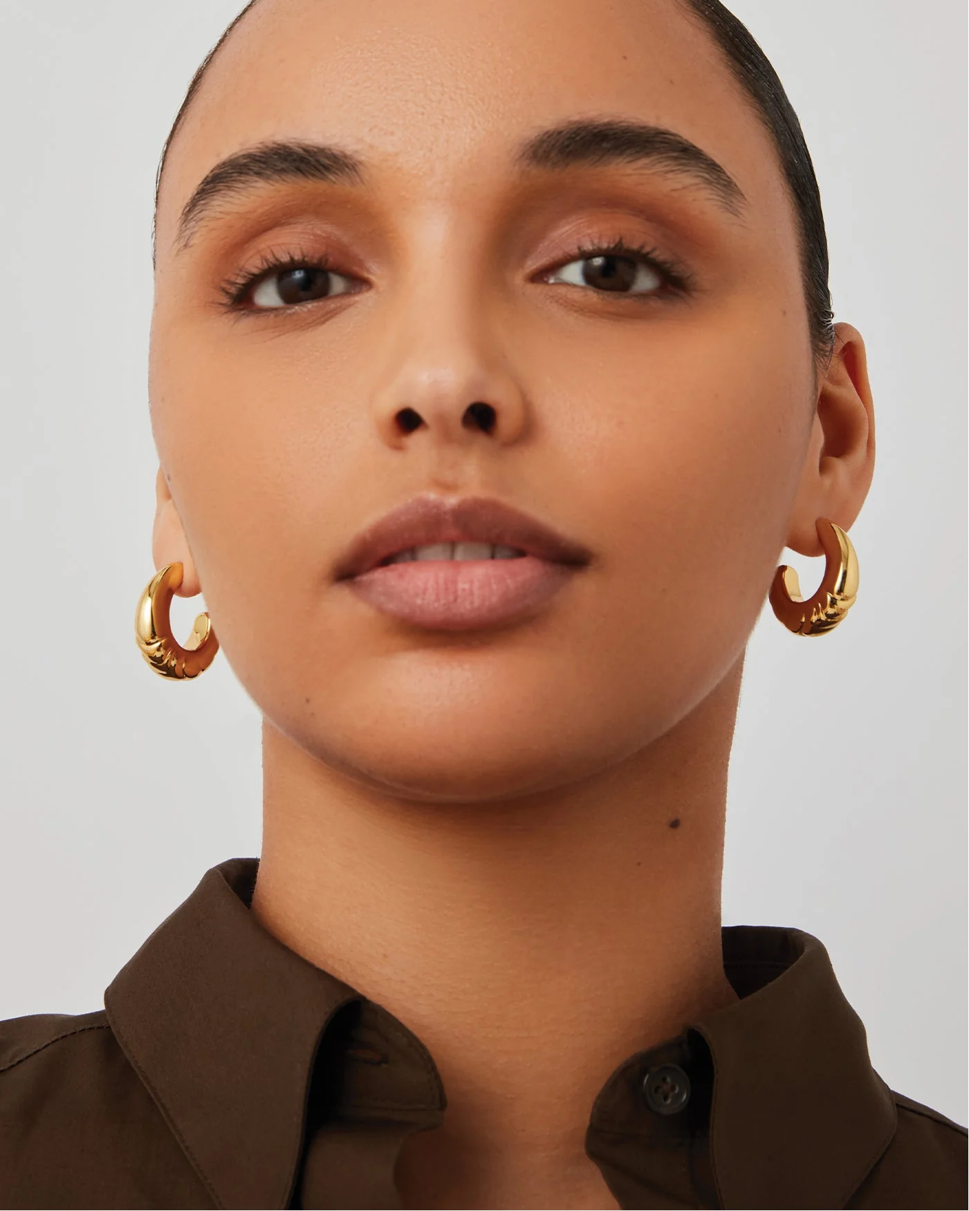 Slim Nelle Hoop Earrings - Image 2