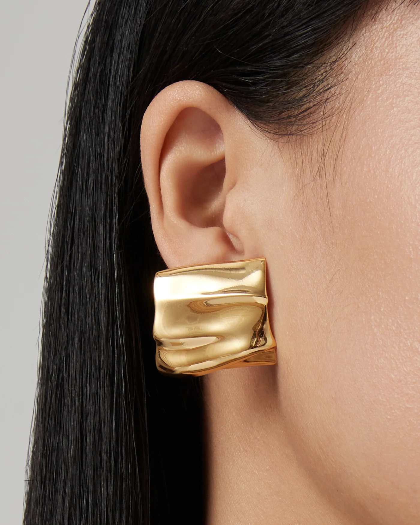 Sundra Earrings - Image 4